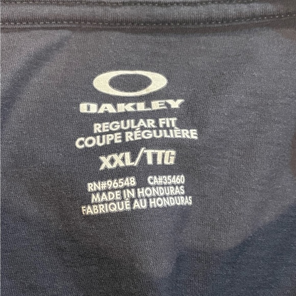 Oakley Regular Fit Tshirt - Picture 3 of 3